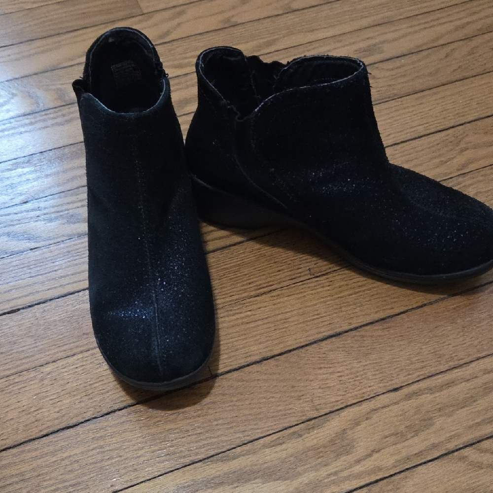 Skechers Glittery Black Ankle Booties